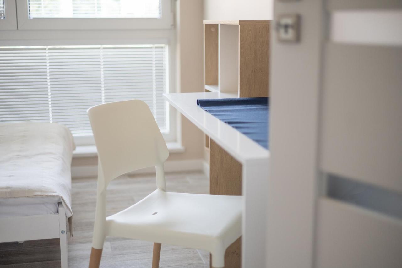 ורשה Metro Wilanowska Comfortable Apartment מראה חיצוני תמונה